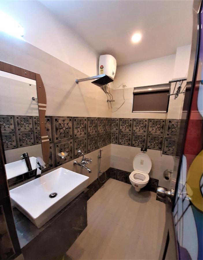 Dora House Hotell Kolkata Eksteriør bilde